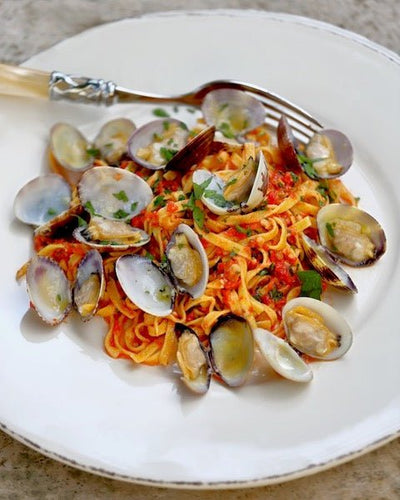 Spaghetti with Clams in Toasted Almond Roasted Red Pepper Pesto Recipe